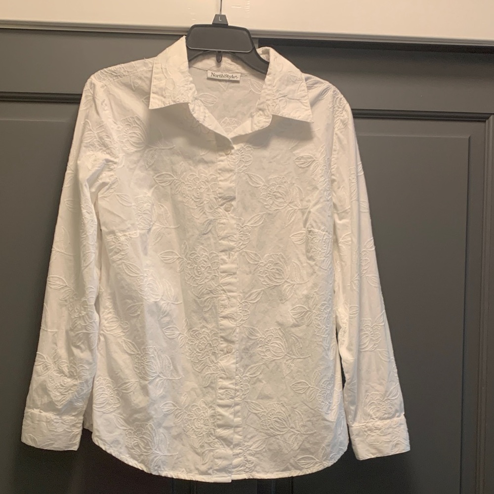 North Style Floral Embroidered White Dress Shirt